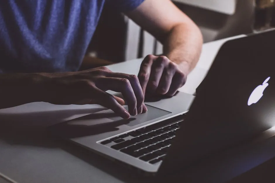 Forensic Image Formats: RAW, E01, AFF4, and L01